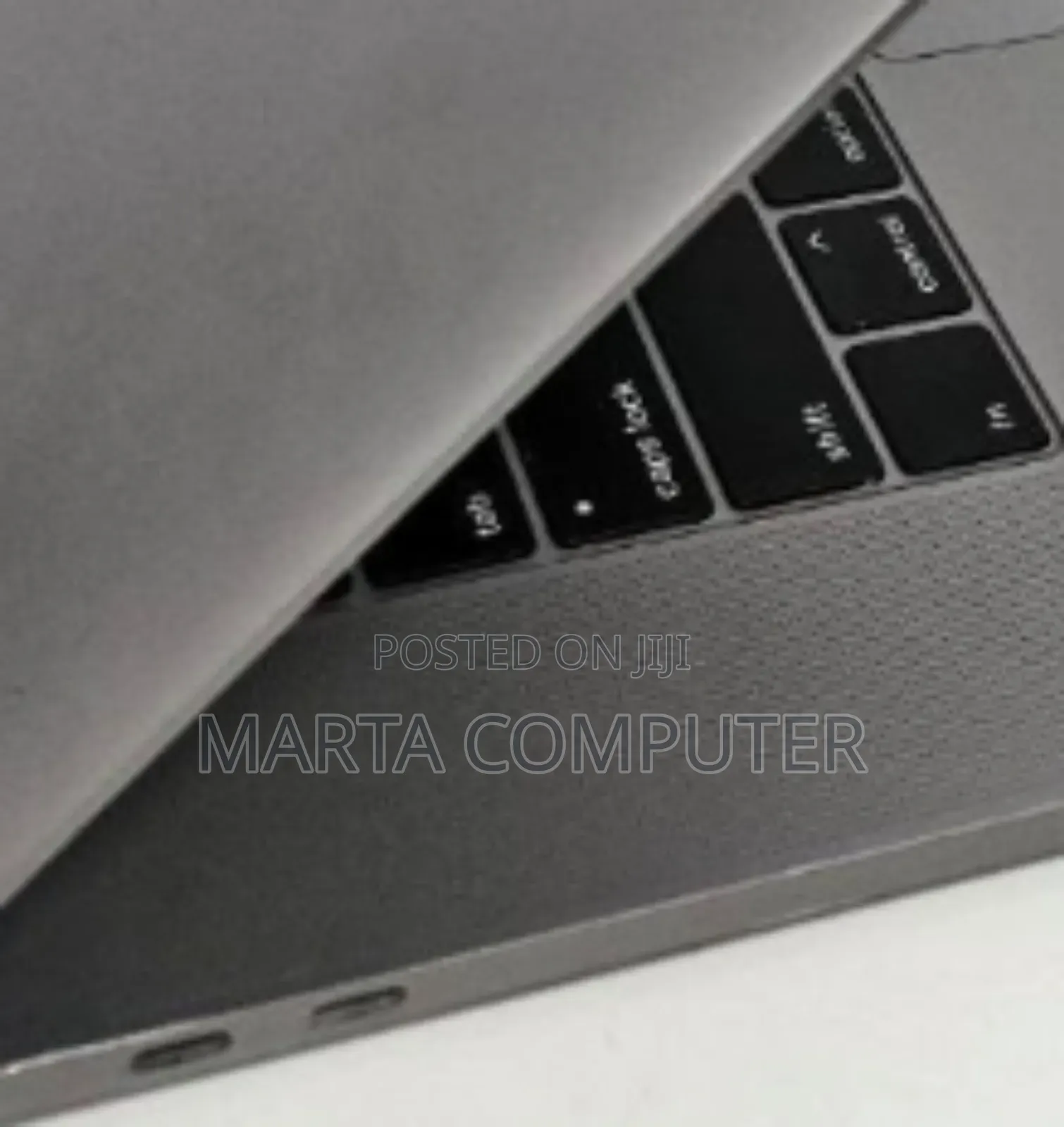 New Laptop Apple MacBook Pro 2019 16GB Intel Core I9 SSD 512GB