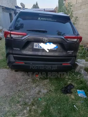 የመከራይ Rav4 መኪኖች አሉ ይደውሉ