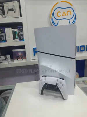 Playstation 5 Slim (Video Game Console