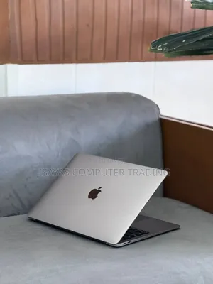 New Laptop Apple MacBook Air 2020 M1 16GB SSD 512GB