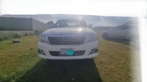 Toyota Hilux 2012 White