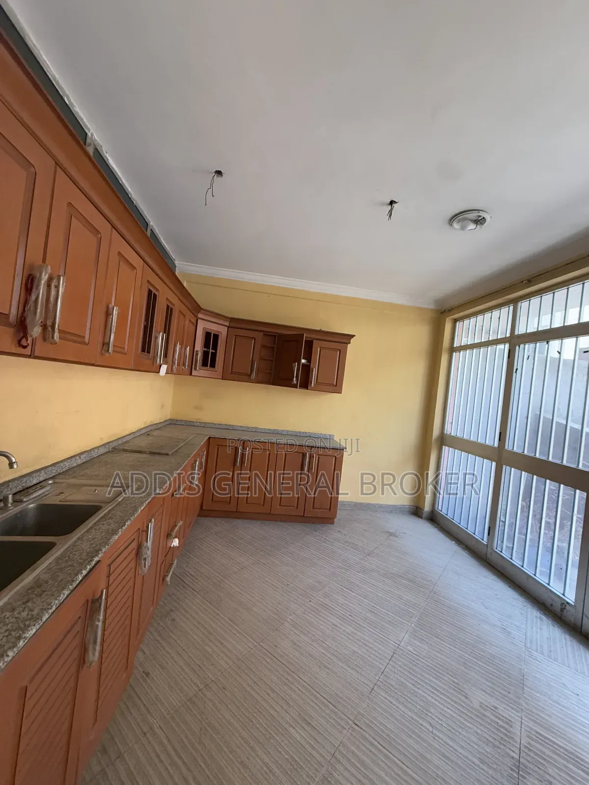 5bdrm House in Haile Garment, Nifas Silk-Lafto for sale