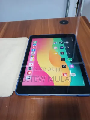 New Apple iPad 10.2 (2019) 128 GB