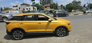 Bestune T77 1.2 FWD 2021 Yellow