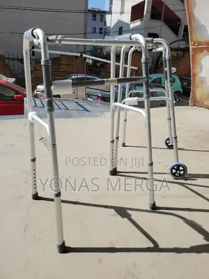 Walking Aid斗底walker||Walker三三maximum Weight Limit of 158 Kg.