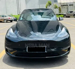 Tesla Model Y 2023 Black