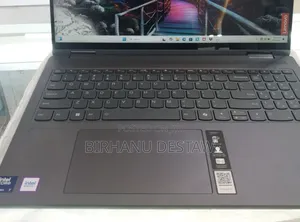 New Laptop Lenovo Yoga 7i 16GB Intel Core Ultra 7 SSD 1T