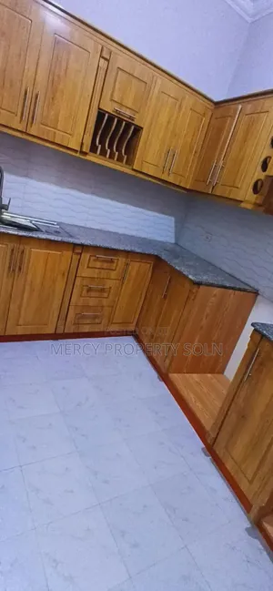 Furnished 5bdrm Villa in Bole for sale