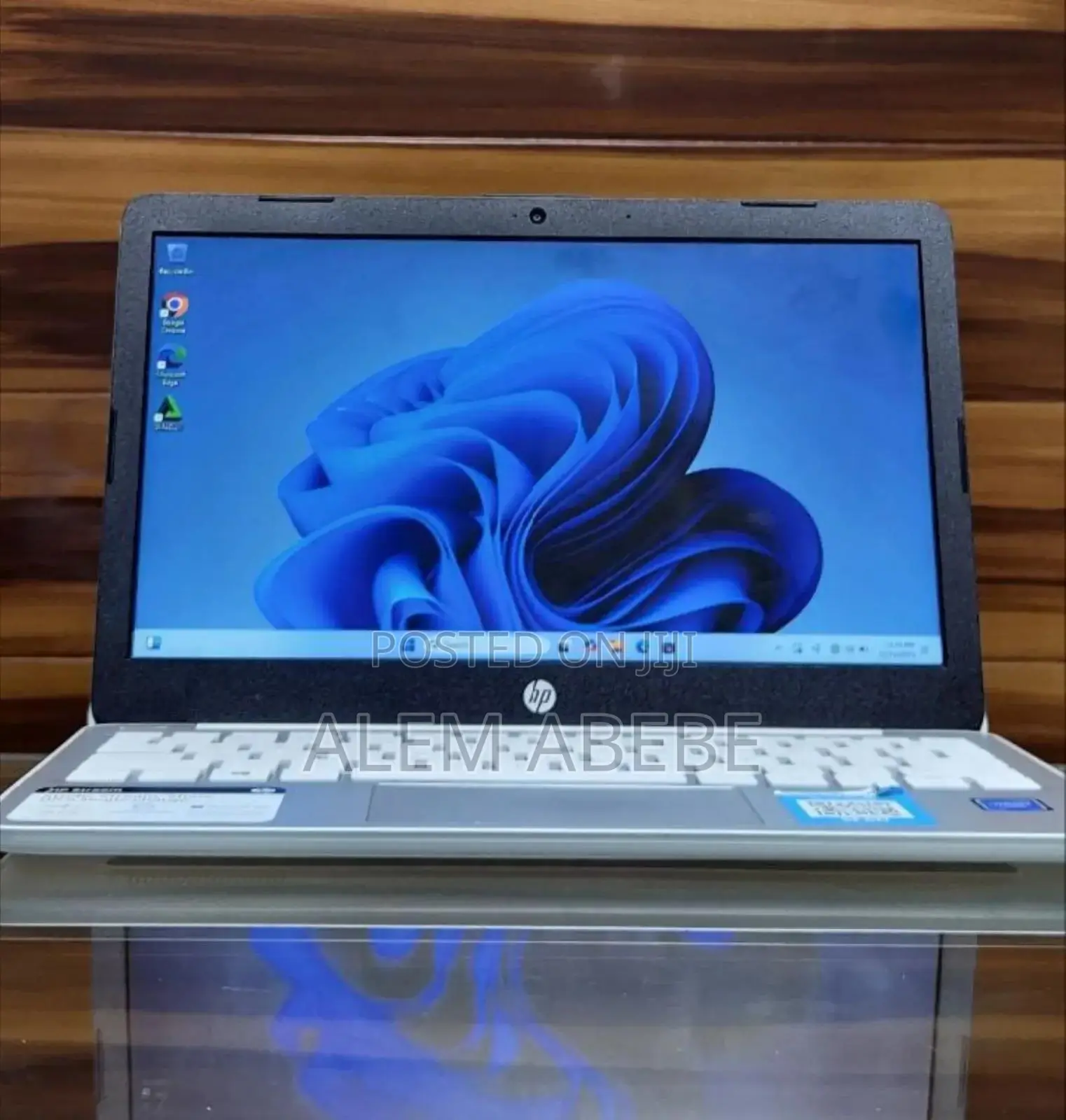 New Laptop HP Stream Notebook 4GB SSD 640GB