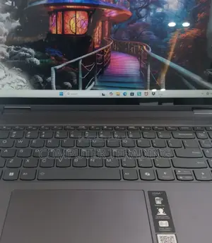 New Laptop Lenovo Yoga 7i 16GB Intel Core Ultra 7 SSD 1T