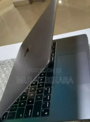 New Laptop Apple MacBook Air 2020 M1 8GB Apple M1 SSD 256GB