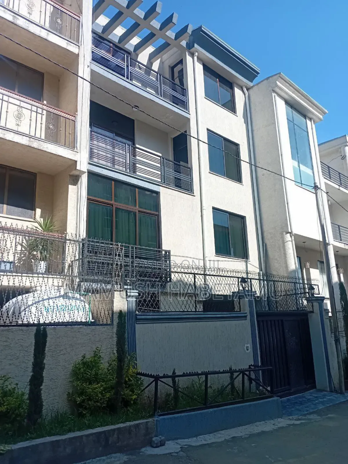 Furnished 6bdrm House in አዲስ አበባ, Nifas Silk-Lafto for sale