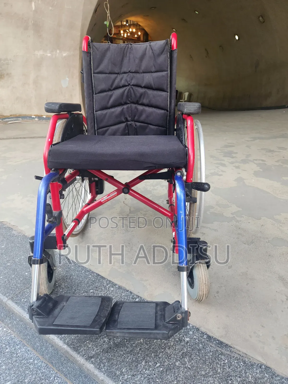 Foldable Wheelchair鳵的wheelchair夠格wheelchair三人wheelchair夠格wheelchair