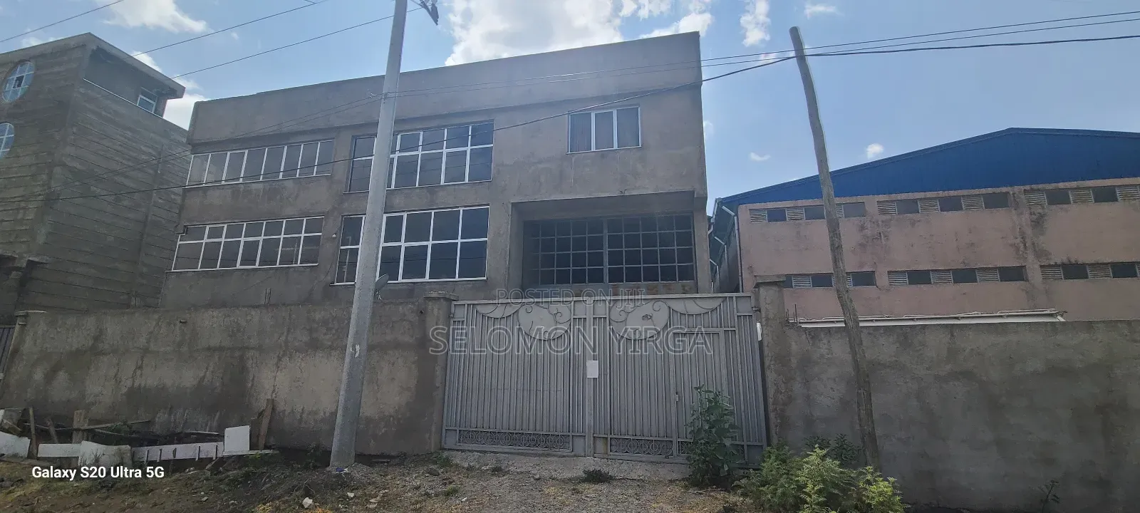 የሚሸጥ መጋዘን Warehouse for Sale,