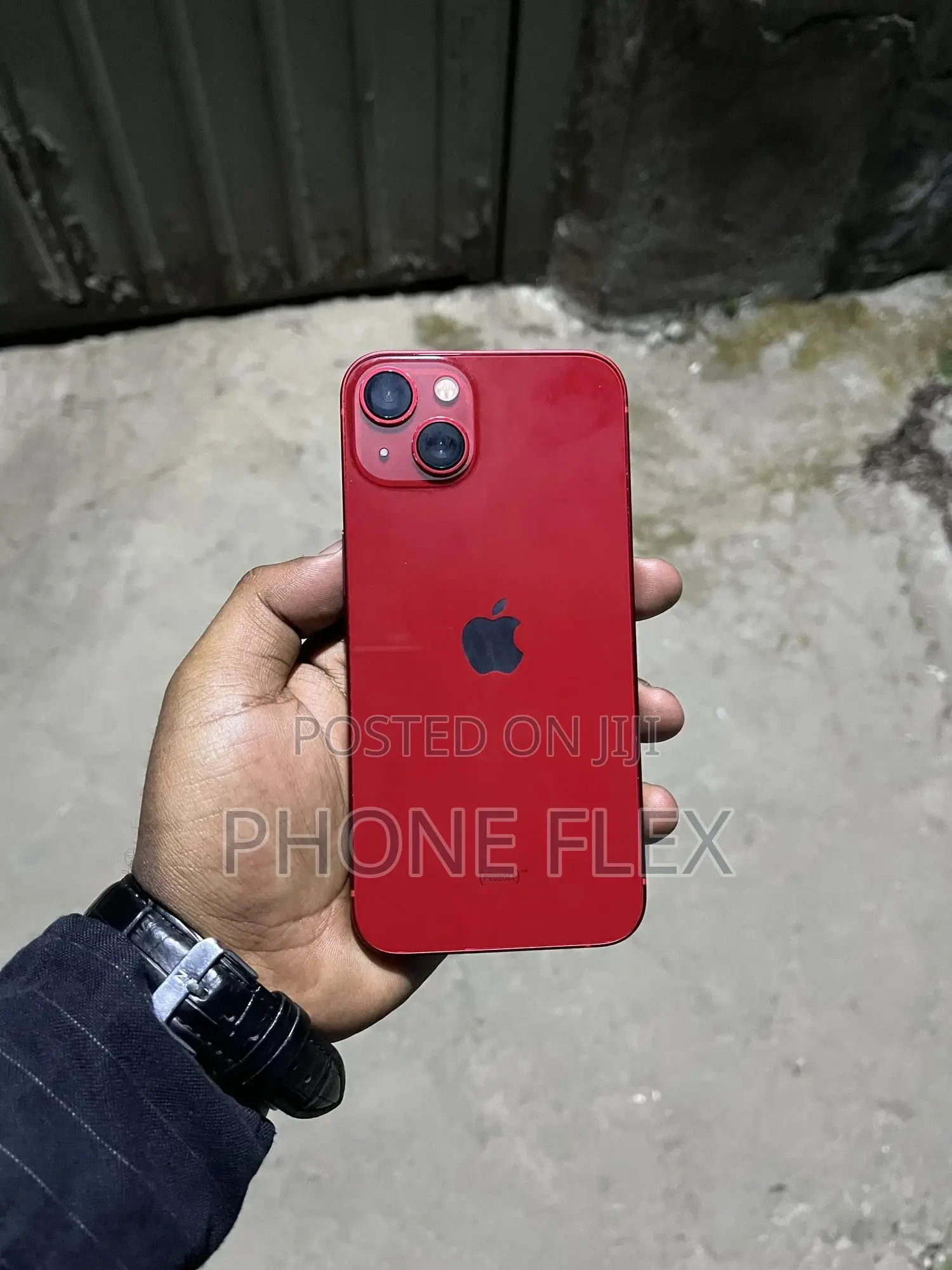 Apple iPhone 13 128 GB Red
