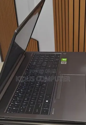New Laptop HP ZBook 14 16GB Intel Core I7 SSD 512GB