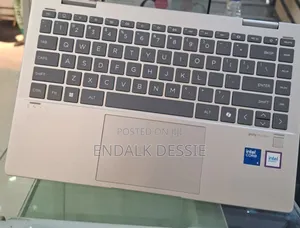 New Laptop HP Envy X360 8GB Intel Core I5 SSD 512GB