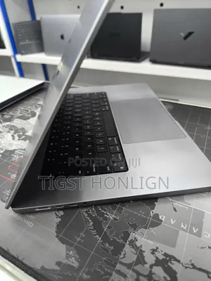 New Laptop Apple MacBook Pro 64GB Apple M1 Max SSD 1T