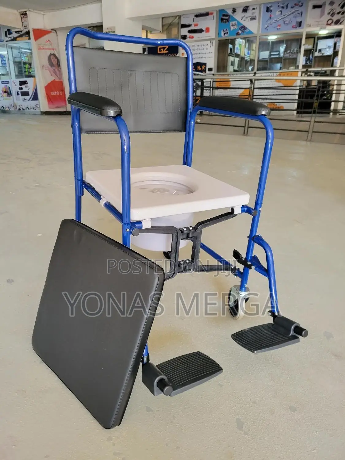 Toilet Chair耻暴pot/Material of Seat Back Rest With Capacity of 150 Kg