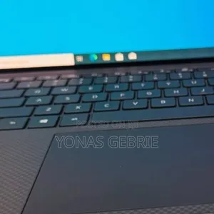 New Laptop Dell 16GB Intel Core I7 SSD 512GB