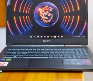 New Laptop MSI Cyborg 15 16GB Intel Core I7 SSD 1T