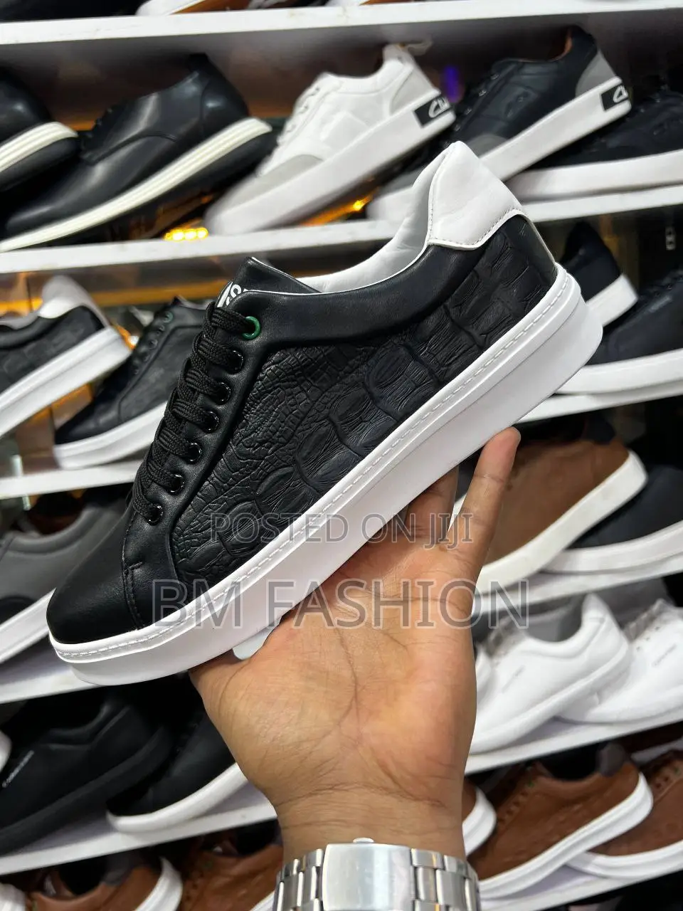 Men's Black and White Lacoste Low-Top Leather Sneaker