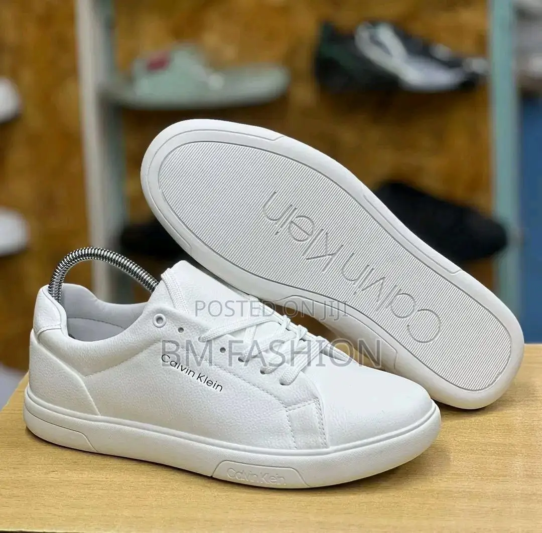 Calvin Klein Men's Low-Top Leather Sneakers