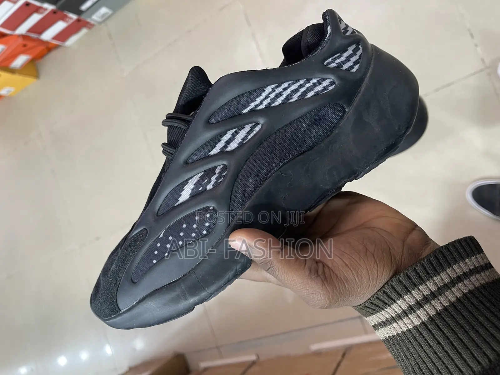 Adidas Yeezy 700 Original Mens Premium
