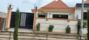 5bdrm Villa in Addis Abeba, Bole for sale