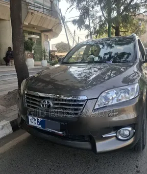 Toyota RAV4 2012 Gray
