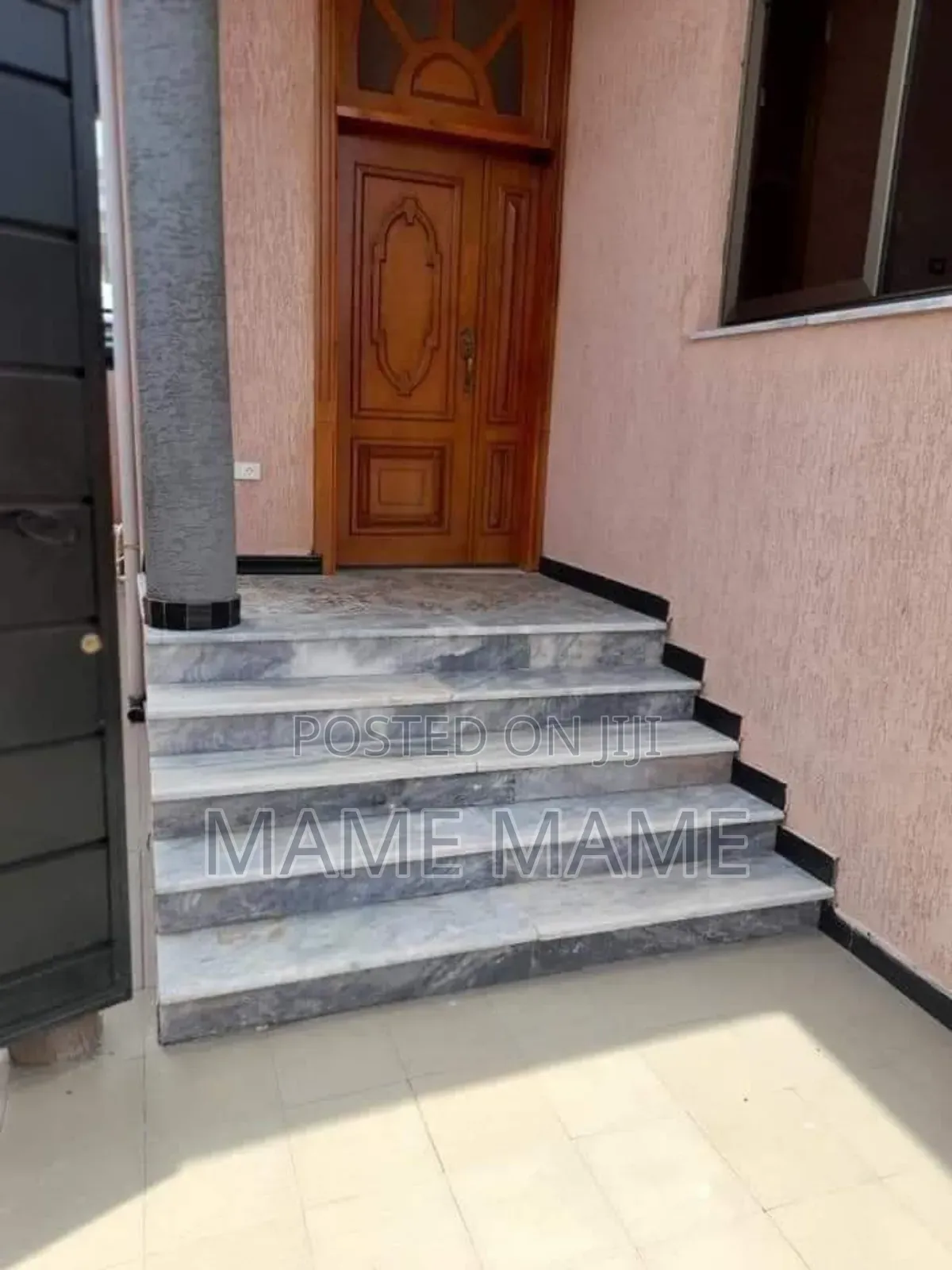 5bdrm Villa in Addis Abeba, Bole for sale