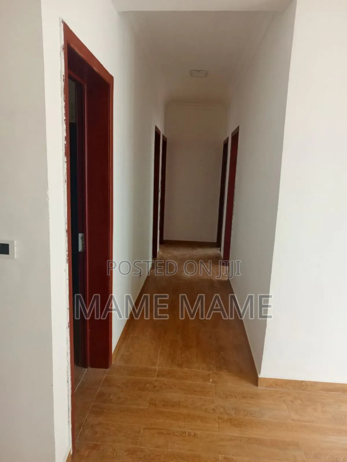 8bdrm House in Addis Abeba, Bole for sale