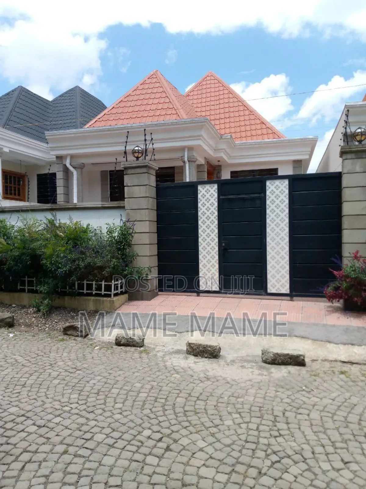 3bdrm Villa in Addis Abeba, Bole for sale