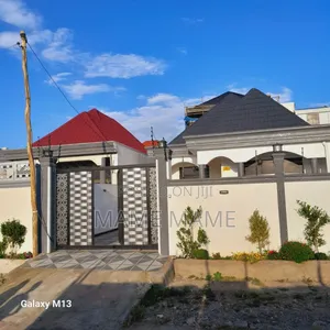5bdrm Villa in Addis Abeba, Bole for sale