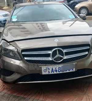 Mercedes-Benz A-Class 2013 Brown