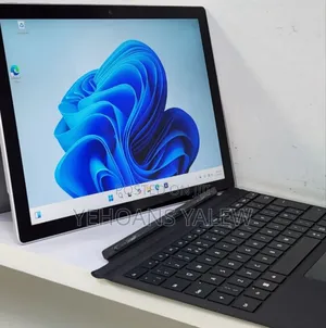 New Laptop Microsoft Surface Pro 7+ 16GB Intel Core I5 SSD 256GB