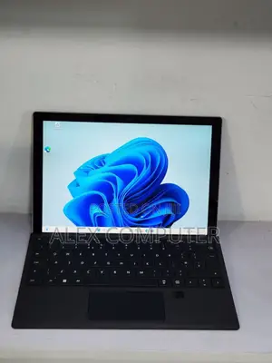 New Laptop Microsoft Surface Pro 7 16GB Intel Core I5 SSD 256GB