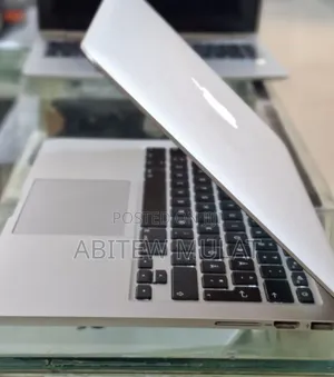 New Laptop Apple MacBook Pro 2014 8GB Intel Core I7 SSD 256GB