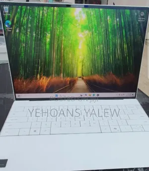 New Laptop Dell XPS 13 16GB Intel Core Ultra 7 SSD 512GB