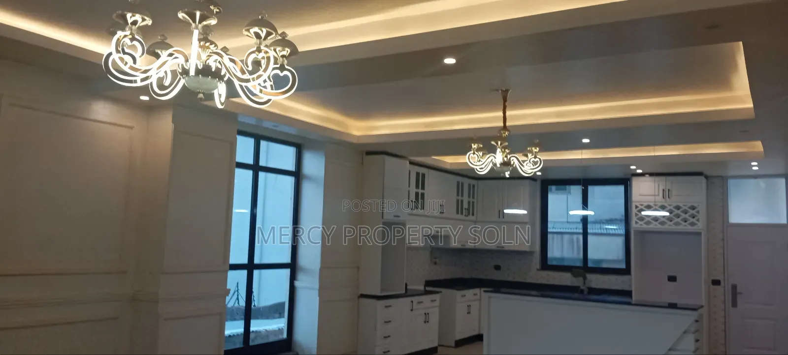 Furnished 9bdrm House in Bole for sale