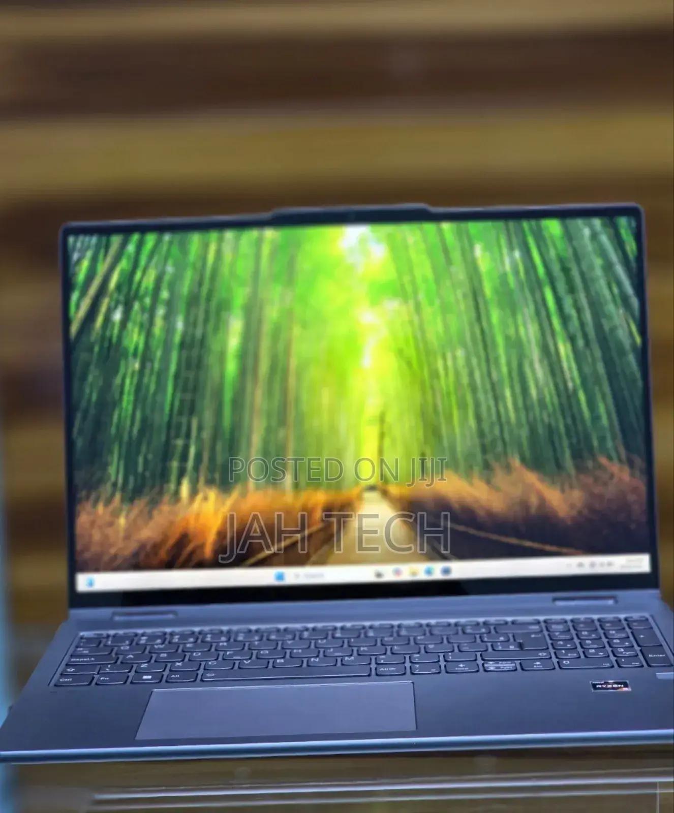 New Laptop Lenovo Yoga 7i 32GB AMD Ryzen 5 SSD 512GB