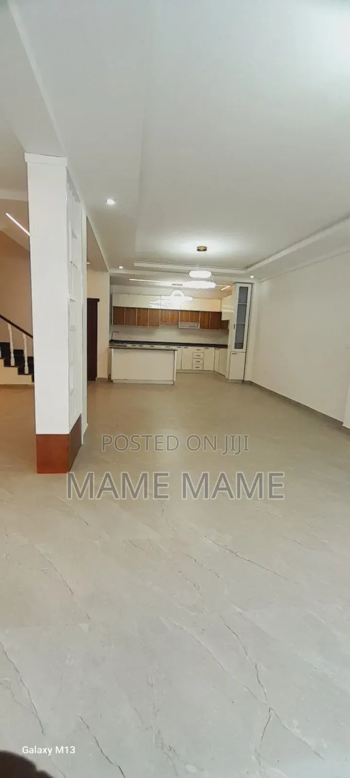7bdrm House in Addis Abeba, Bole for sale