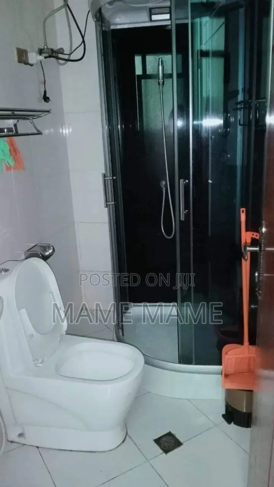 5bdrm House in Addis Abeba, Bole for sale