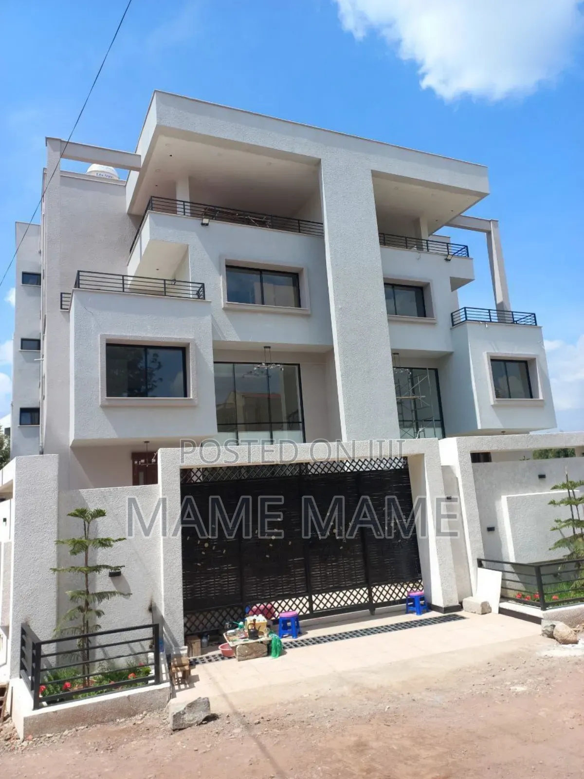 10bdrm House in Addis Abeba, Bole for sale