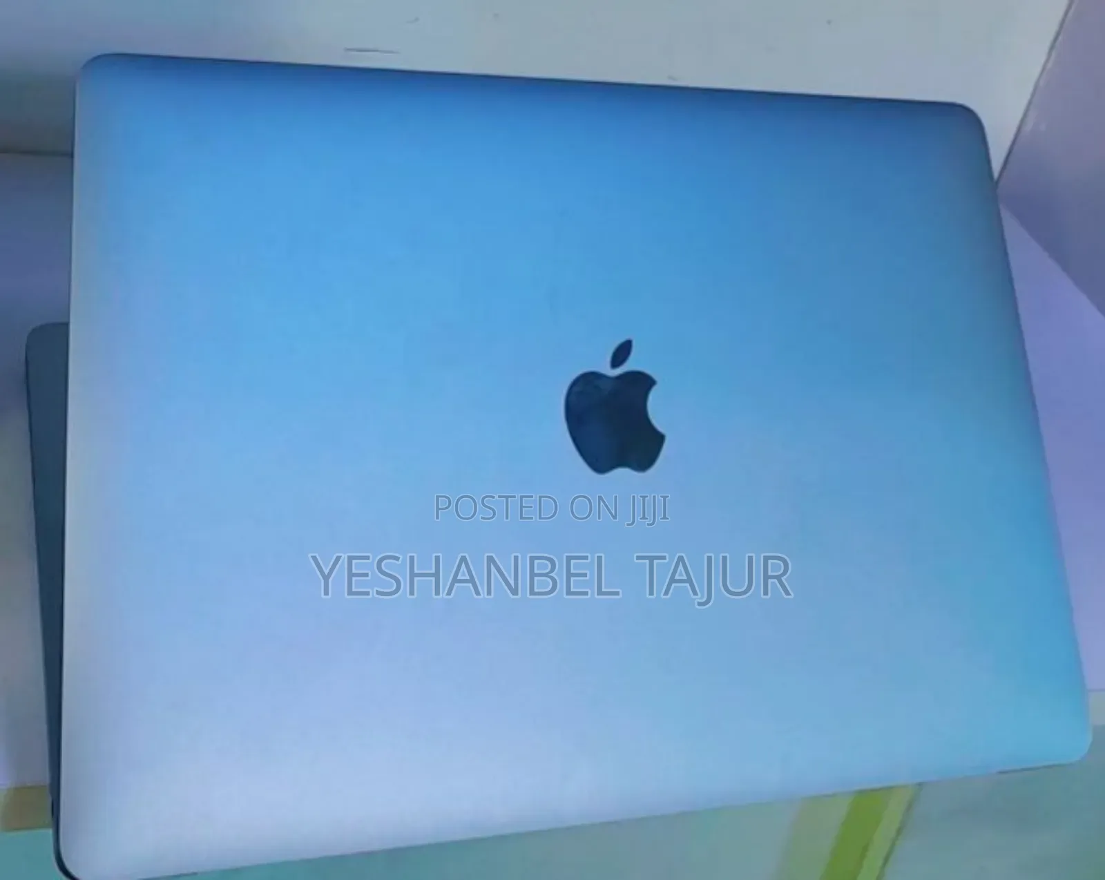 New Laptop Apple MacBook Air 2020 M1 8GB Apple M1 SSD 256GB
