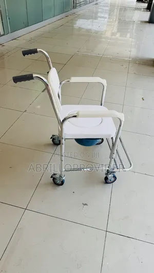 Toilet Wheelchair水手wheelchair田手wheelchair水手wheelchair口手wheelchair口手whe