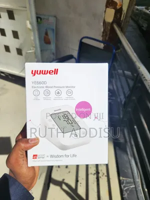 Yuwell Model Ye660d Digital Blood Pressuer Monitor蝨弓digital Bp Monitor