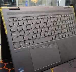 New Laptop Lenovo Yoga 7i 16GB Intel Core I7 SSD 1T