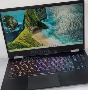New Laptop HP Omen 15 16GB AMD Ryzen 7 SSD 512GB