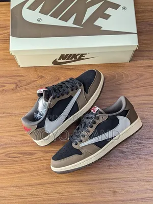 Air Jordan Travis Scoott Brown